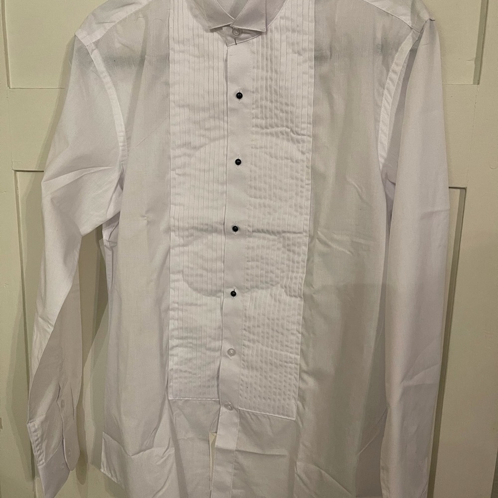 ADRIENNE VITTADINI Tux - wing shirt